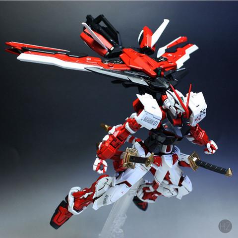 MG 1/00 Astray Red Frame Kai - Collector Life - Bandai